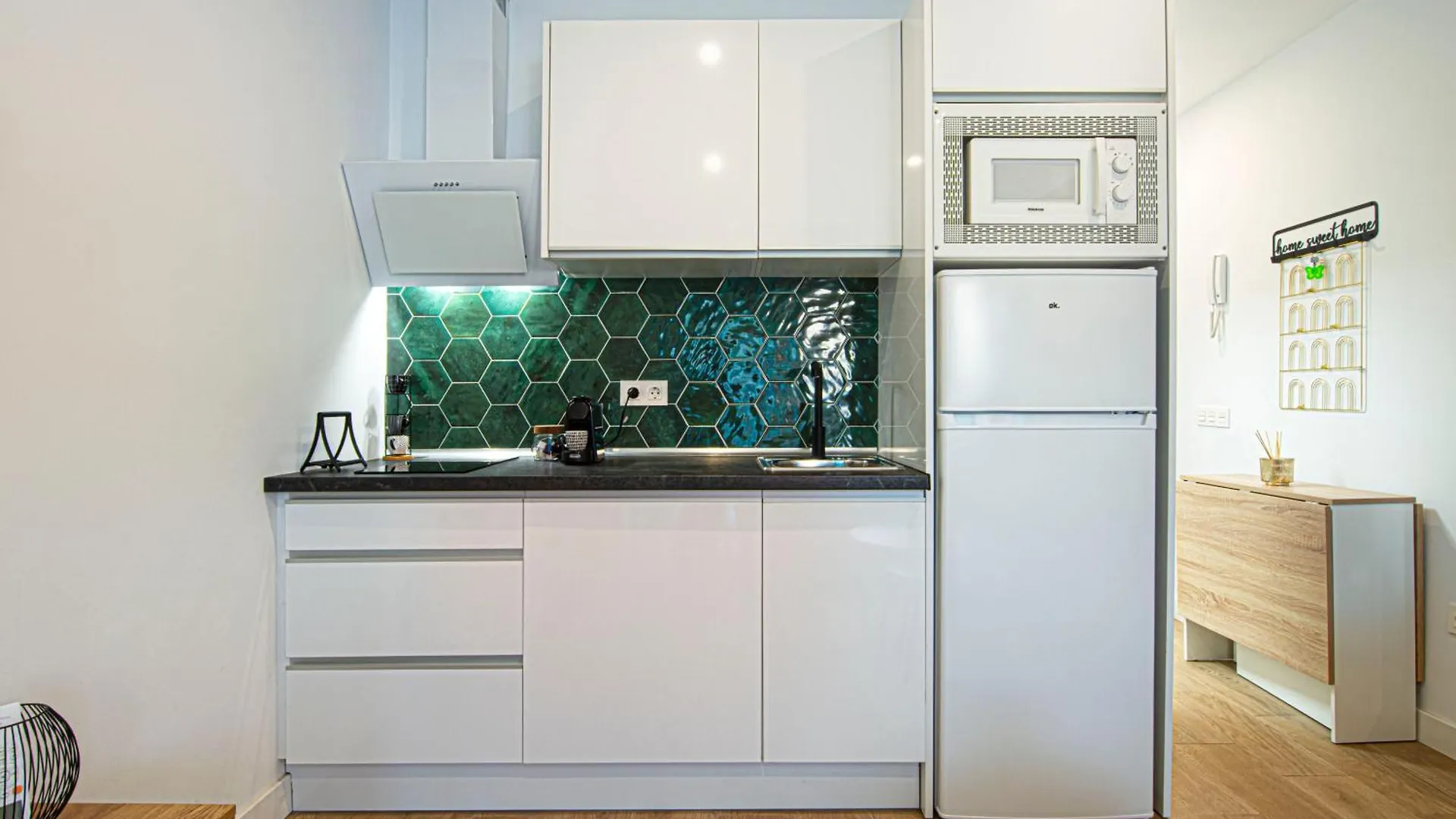 Estudio Bajo Con Piscina Torremolinos 0*,  Spain